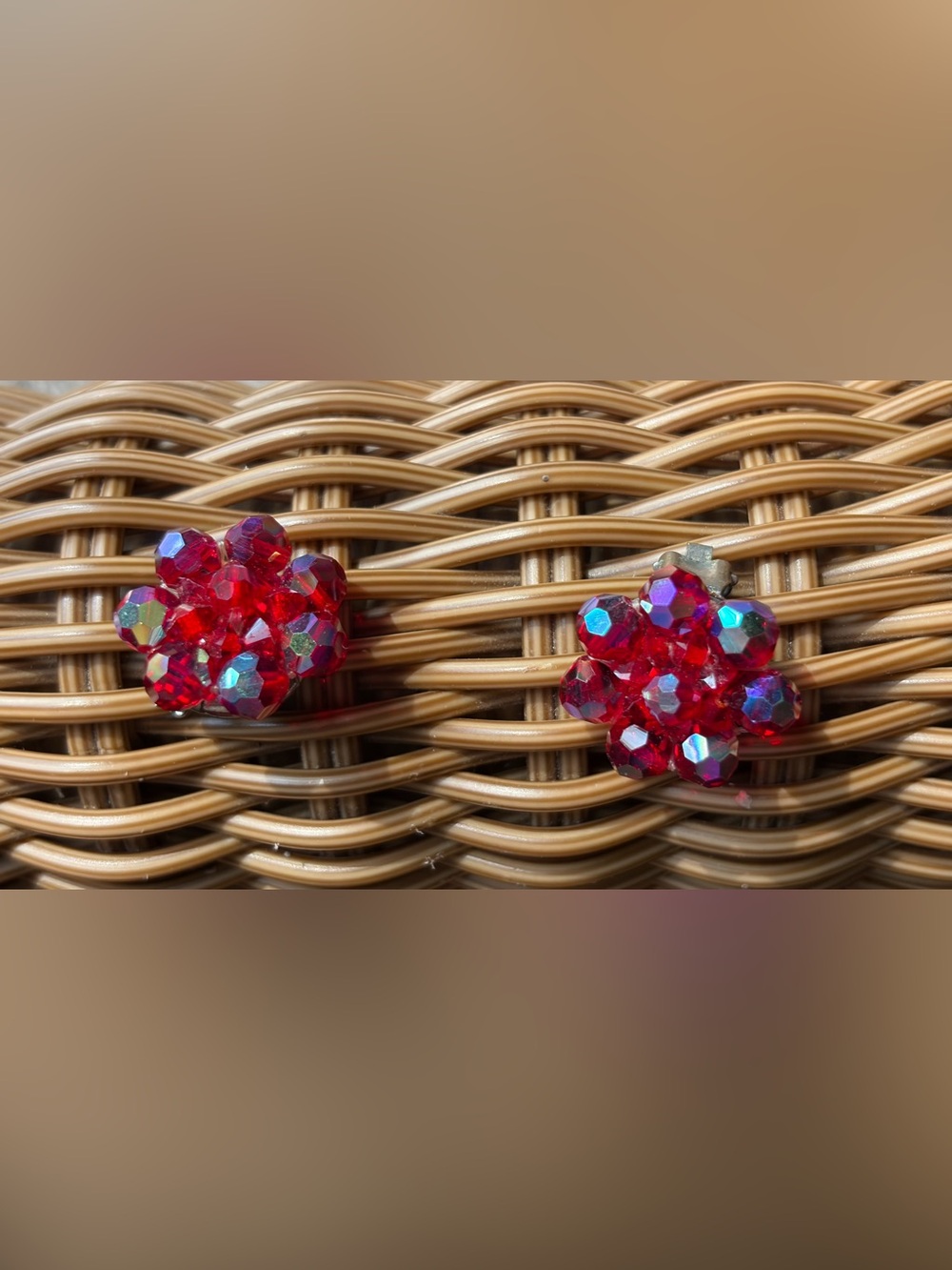 VTG AB RED FACETED CRYSTAL HUGGIE MIDCENTURY CLIP-ON EARRINGS